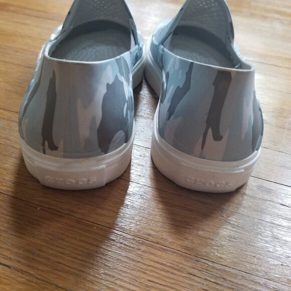 Crocs Cililane Slip on Women's Size 8 - Picture 3 of 7